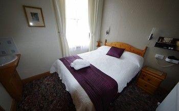 The Strathmore 4* Tenby